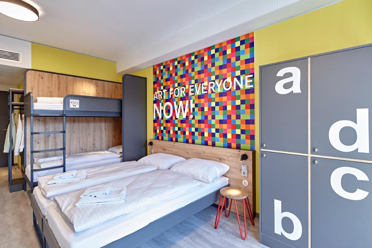 Meininger Hotel Koeln West Екстериор снимка