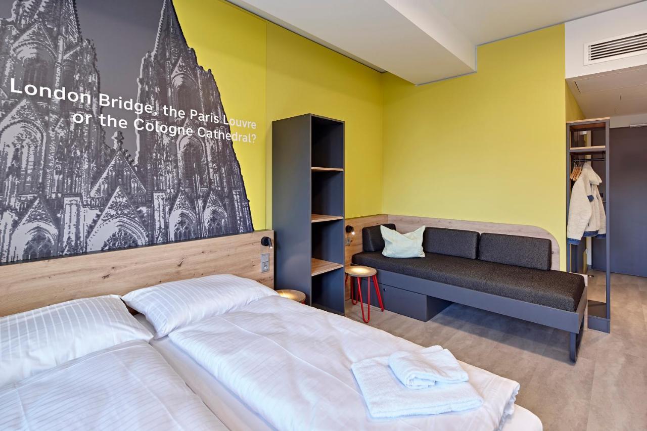 Meininger Hotel Koeln West Екстериор снимка