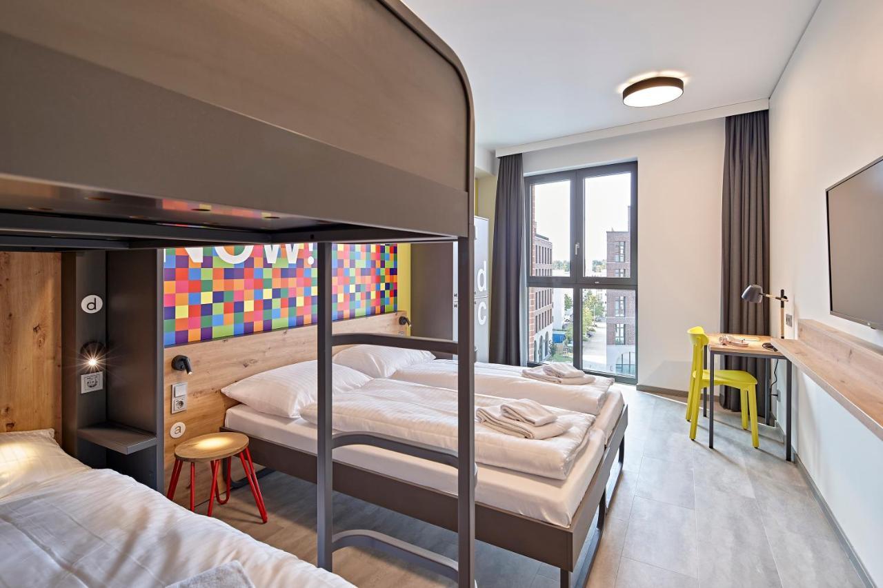 Meininger Hotel Koeln West Екстериор снимка